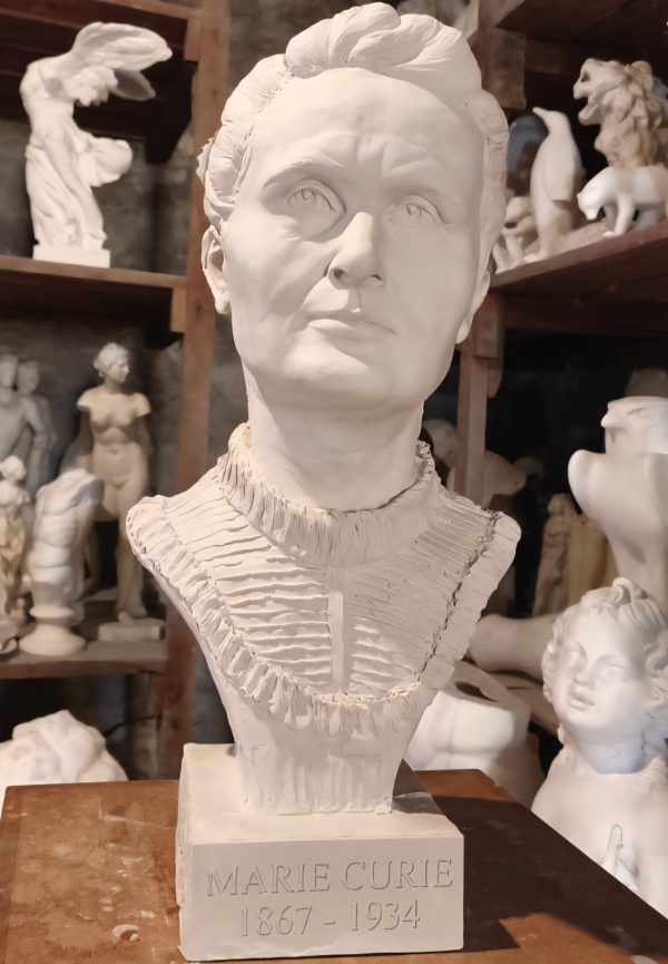 Buste de Marie Curie – Image 2