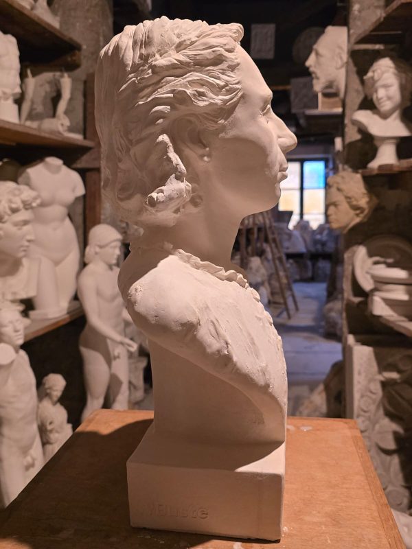 Buste de Louise Michel – Image 2